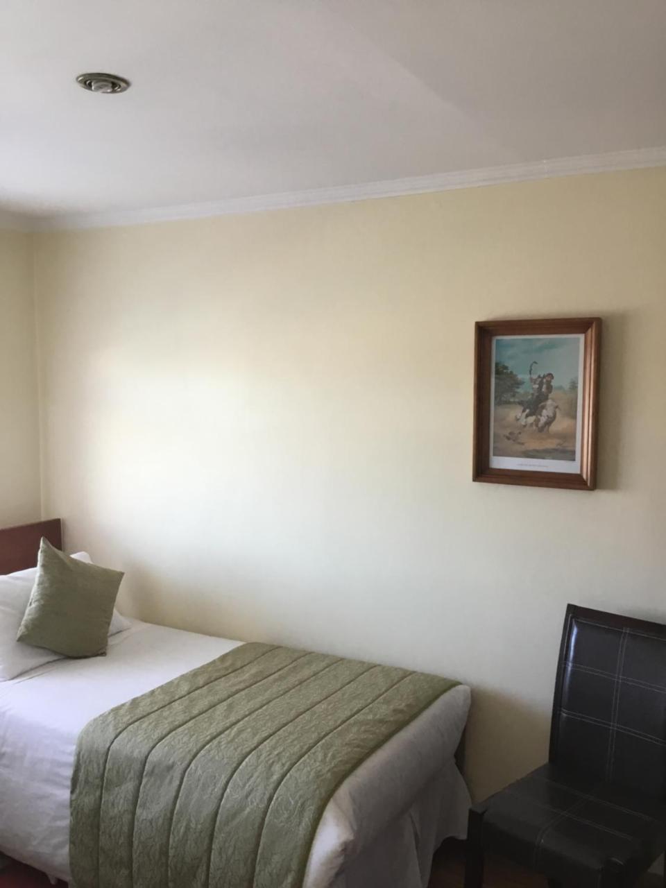 Hostal Buena Estancia ปุนตาอาเรนาส ภายนอก รูปภาพ